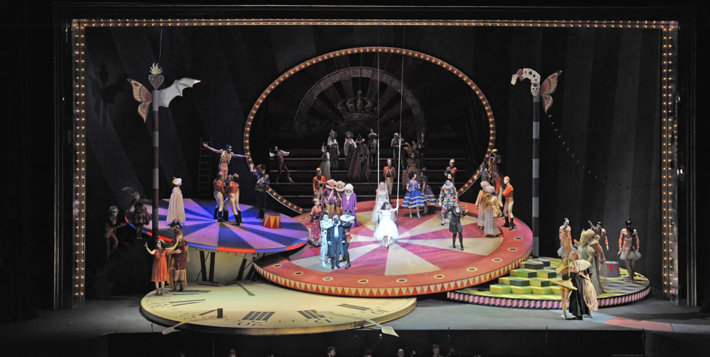 La Traviata - Festspielhaus Baden-Baden, Bühnenbau der hertzer GmbH